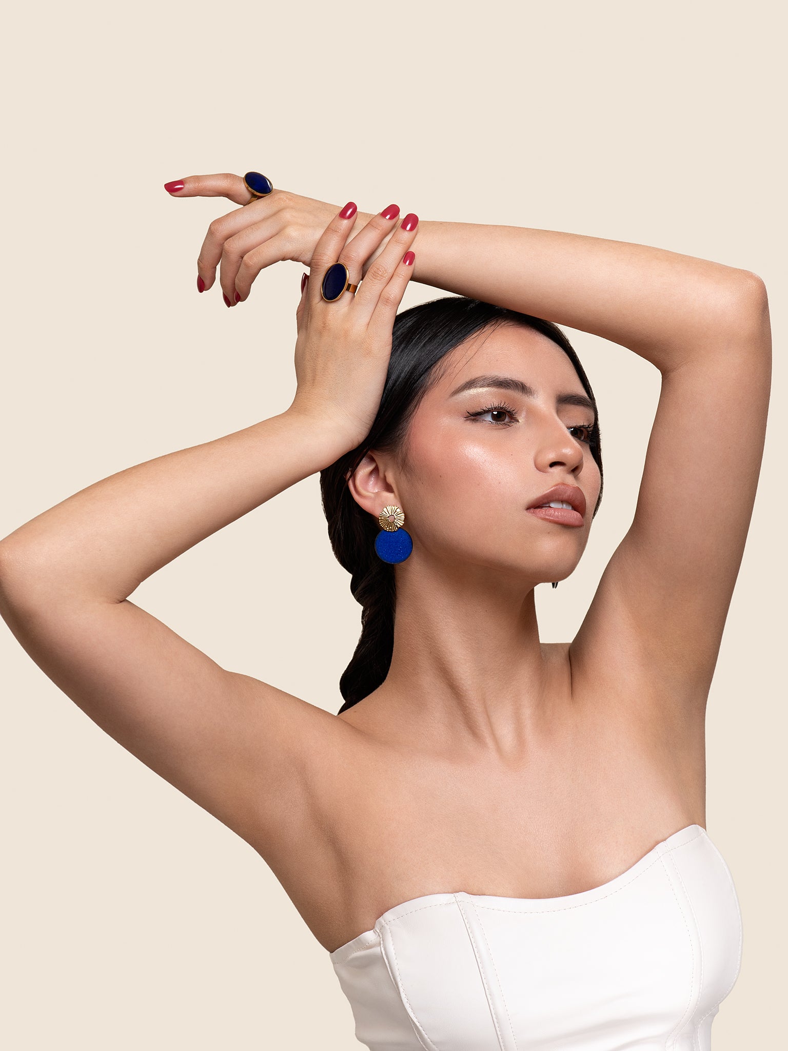 Boucles “Mini Garden” – Élégance en petit format émail bleu