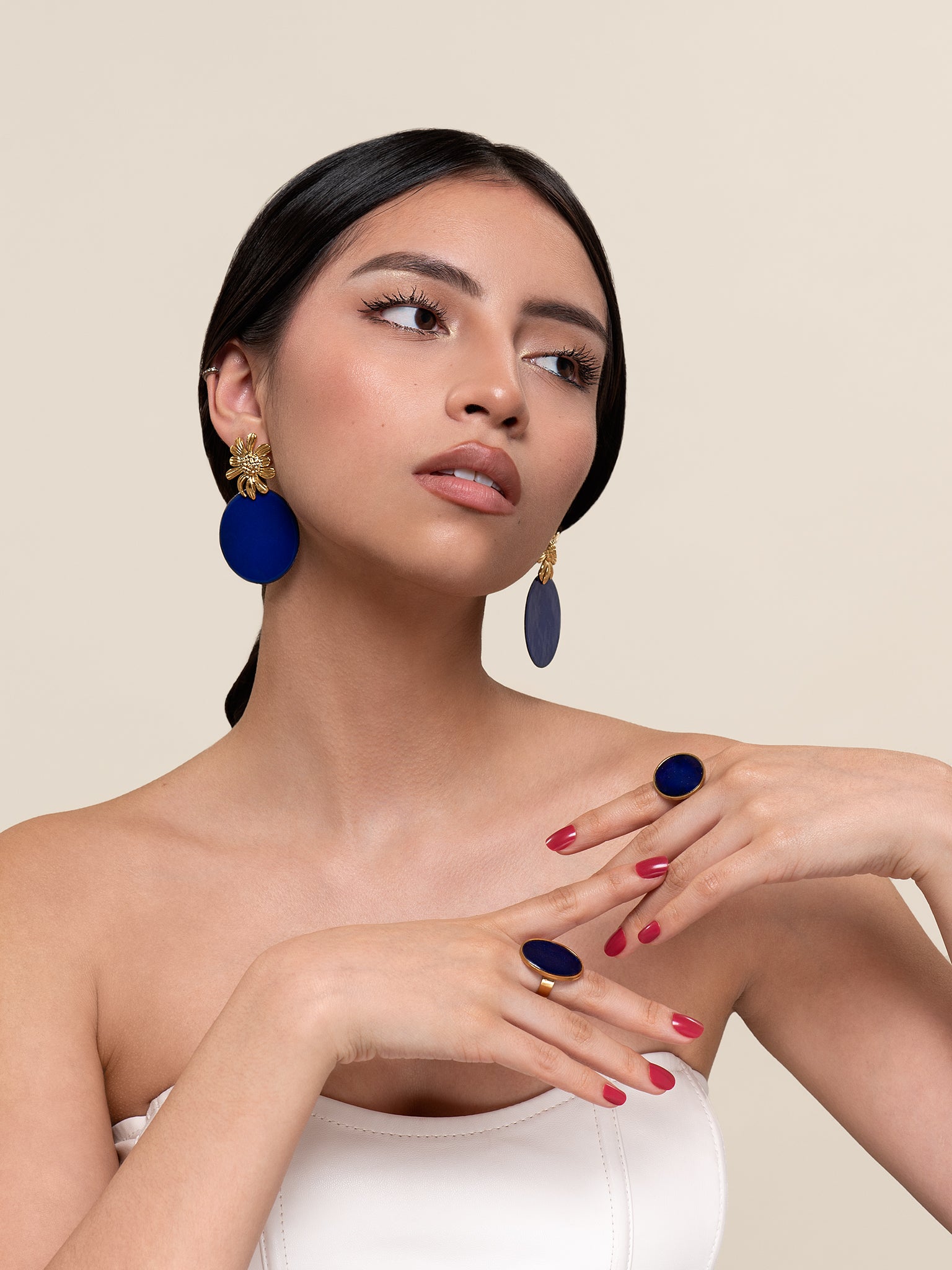 Boucles “Garden Party” – Élégance florale en bleu émaillé