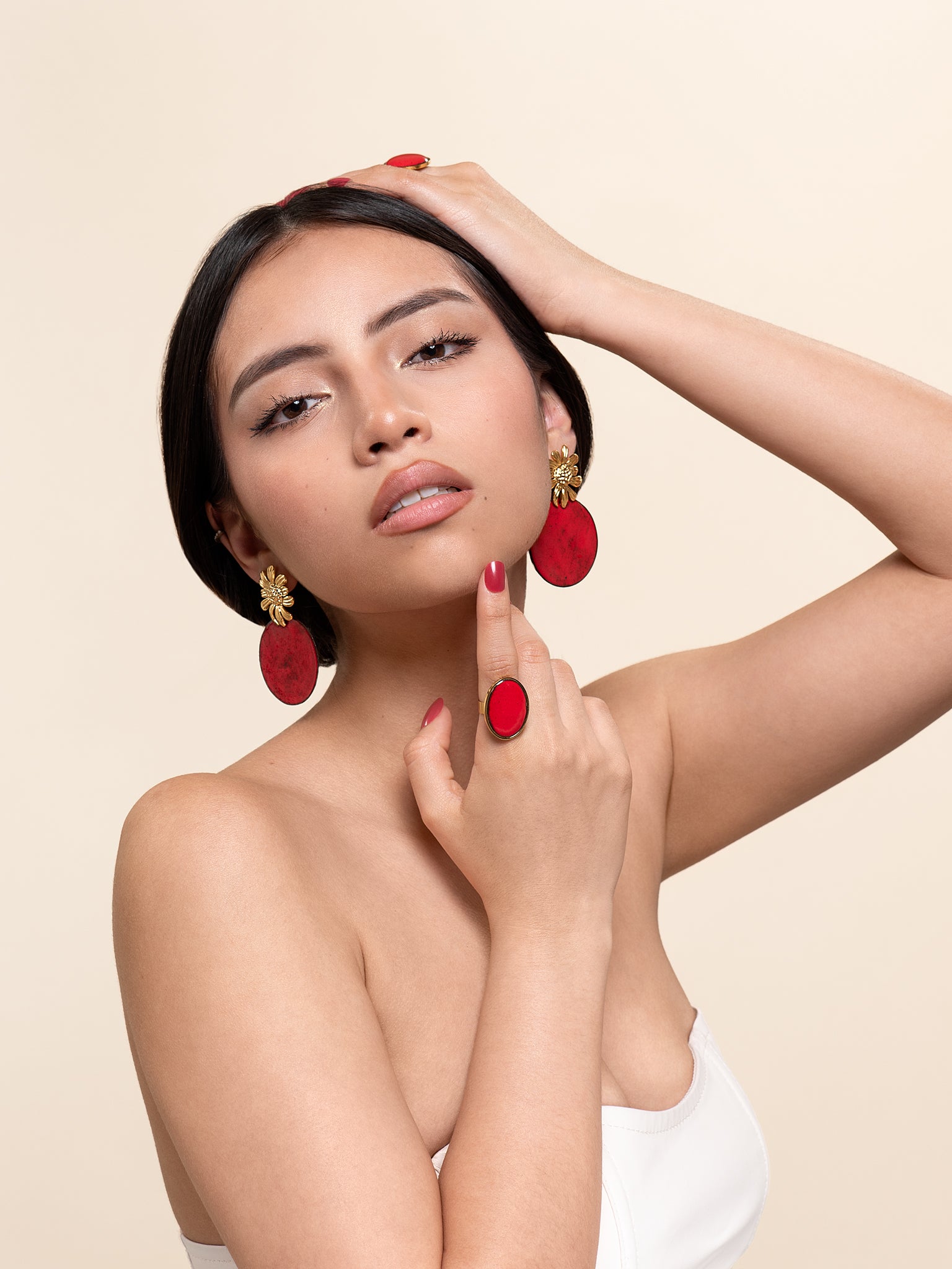 Boucles “Garden Party” – Élégance florale en rouge émaillé