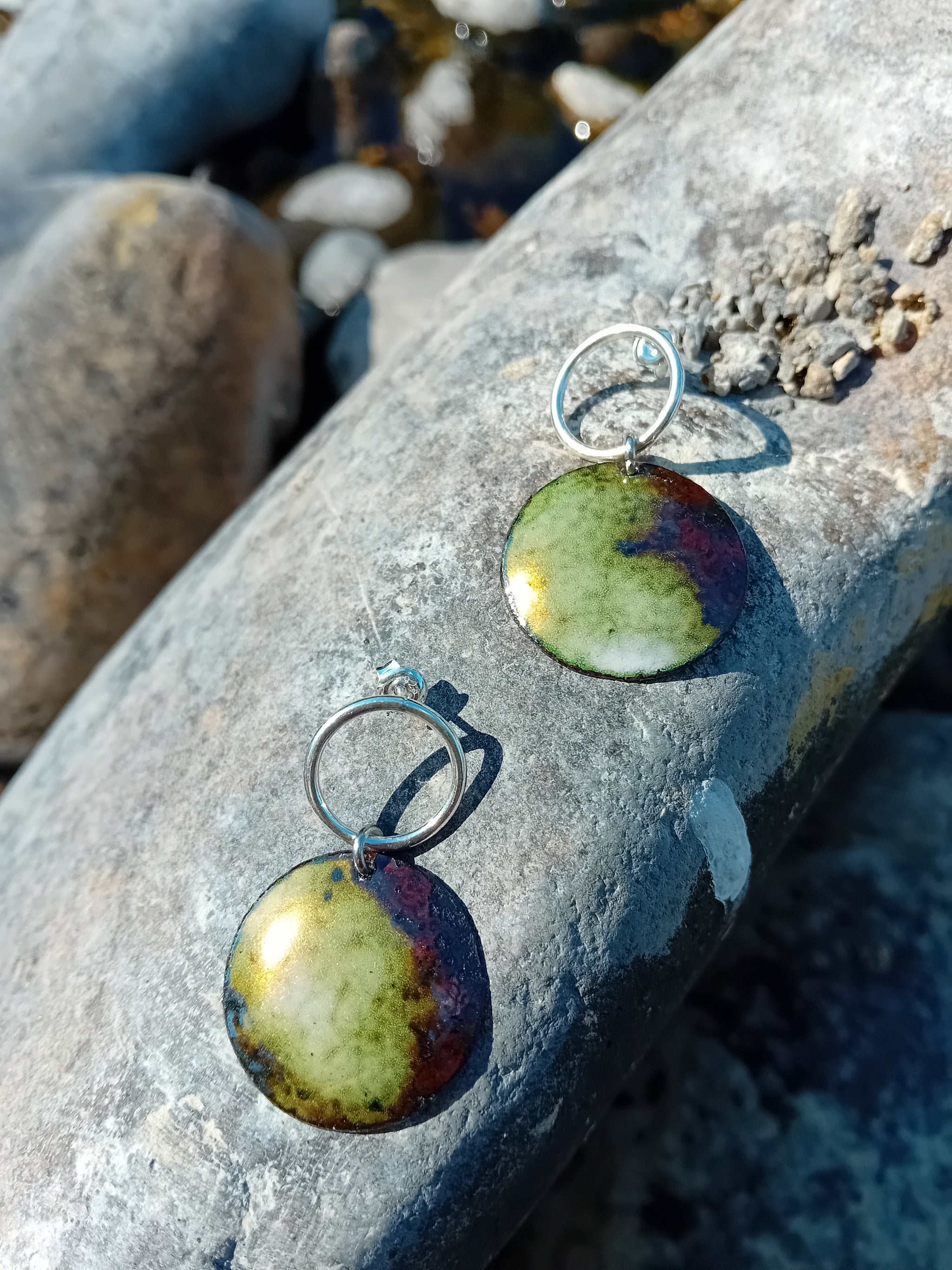 Boucles Garden Party Écorce Dorée – Émail sur cuivre & argent 925