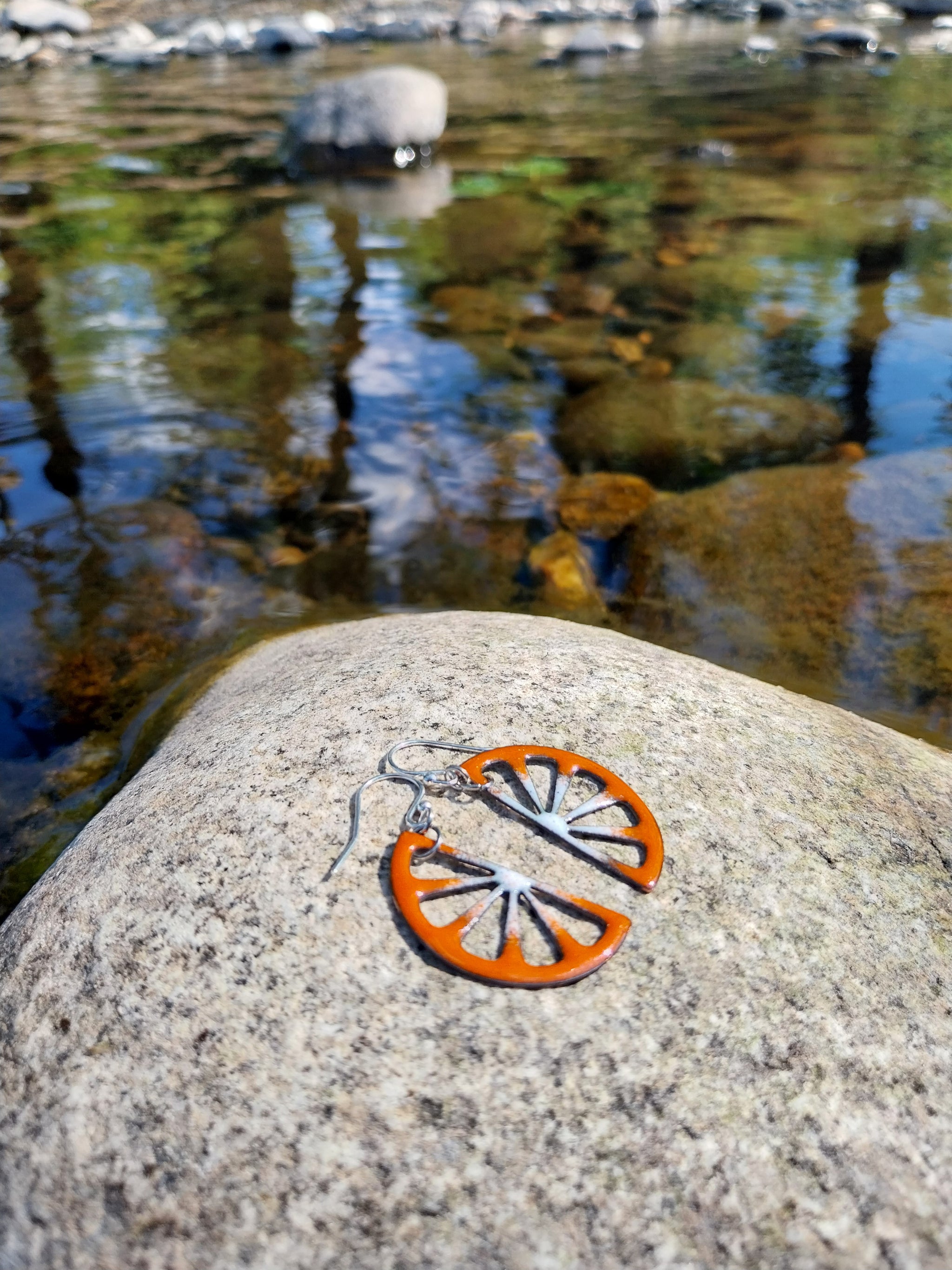 Boucles d'oreilles Quartier d'Orange – Émaux d'art sur cuivre