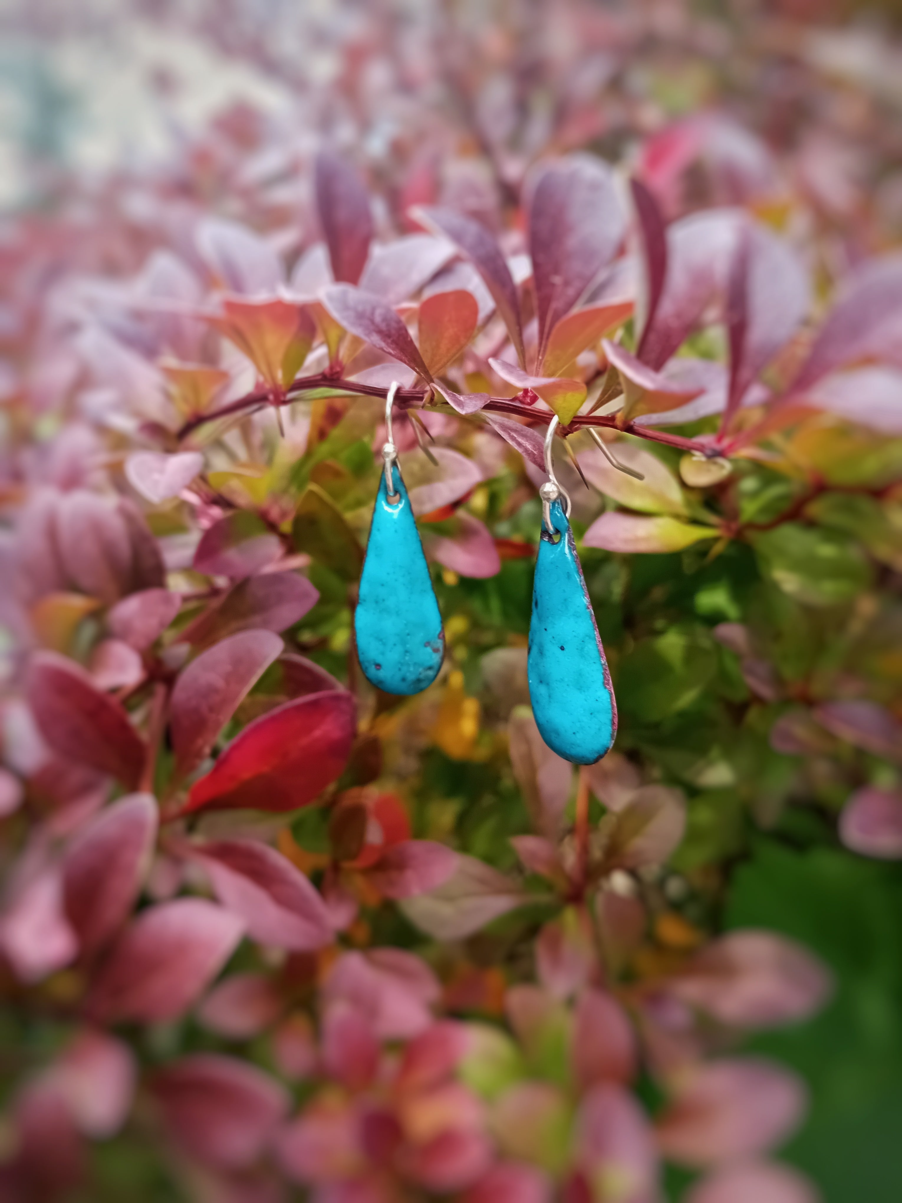 Boucles d'oreilles Gouttes Allongées turquoises en émail sur cuivre - argent 925